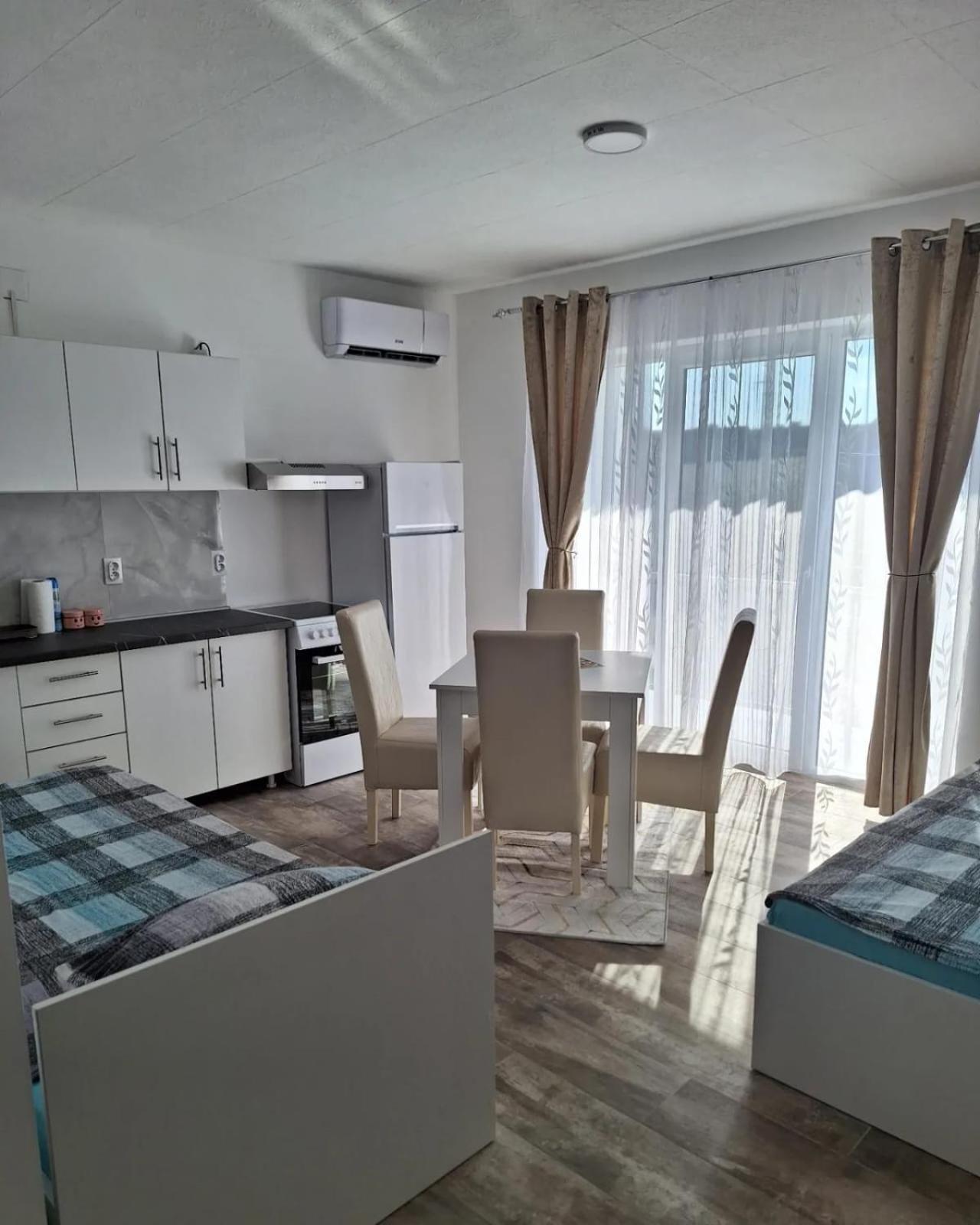 Apartmani Koki 클라도보 외부 사진
